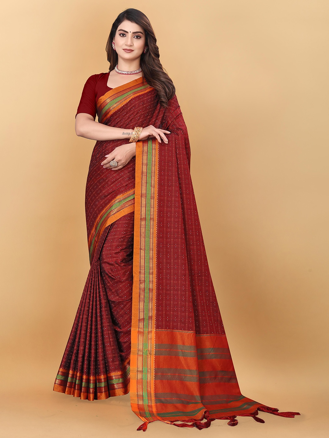 

MAGNEITTA Woven Design Zari Silk Cotton Ilkal Saree, Maroon