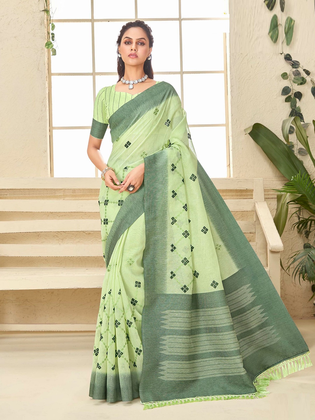 

MAHALASA Woven Design Embroidered Pure Cotton Saree, Sea green