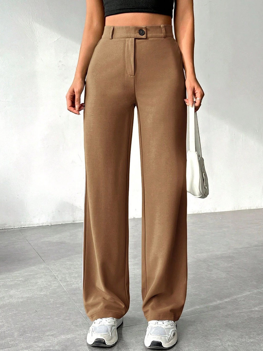 

FNOCKS Women Relaxed Straight Leg Straight Fit High-Rise Trousers, Beige