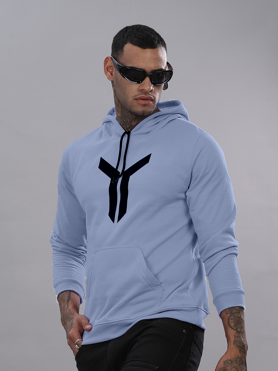 

FABRIPPLE Men Printed Hooded Sweatshirt, Blue