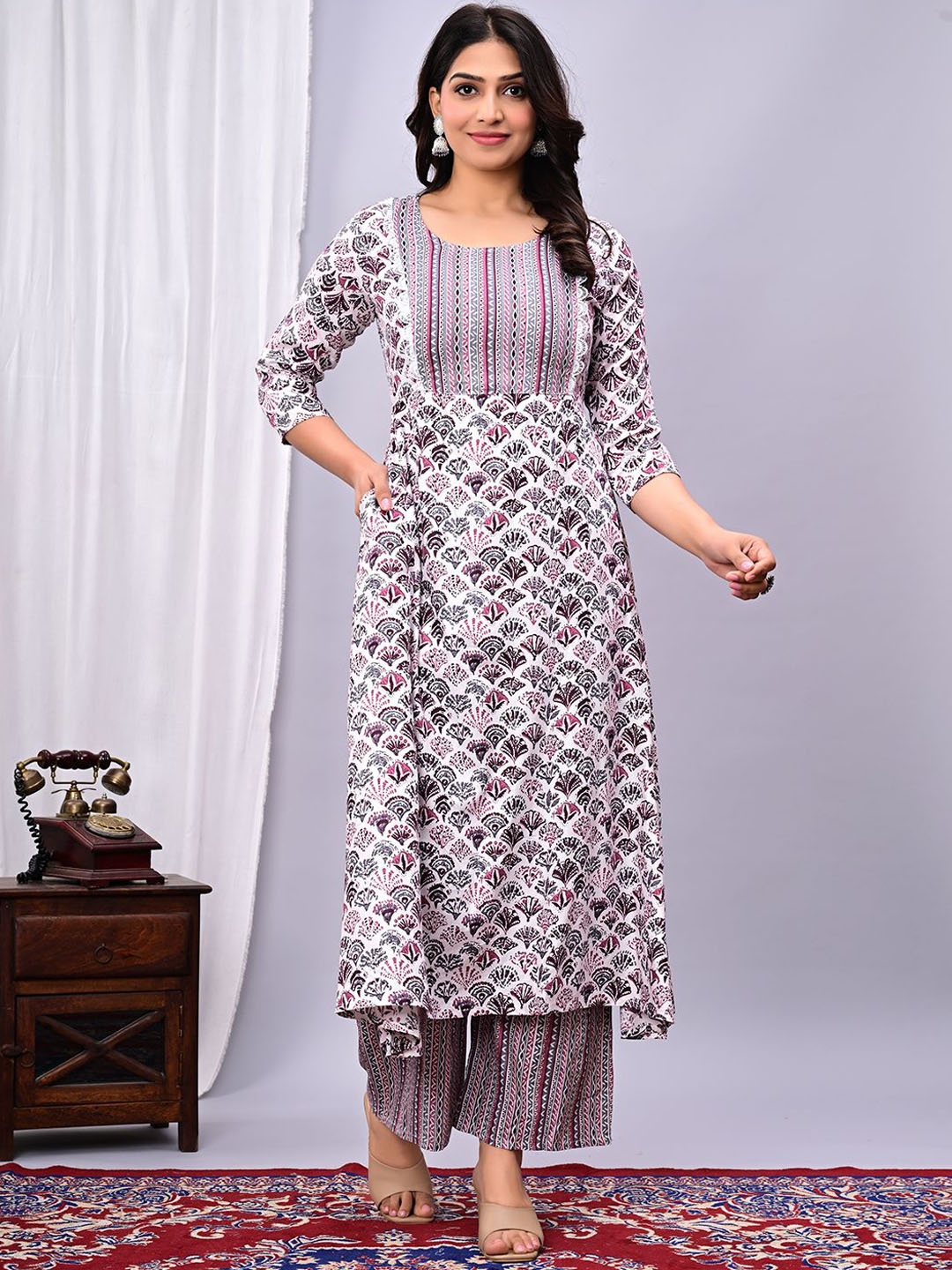 

NEKU FASHION Women Floral Printed Regular Kurta with Pyjamas, Grey