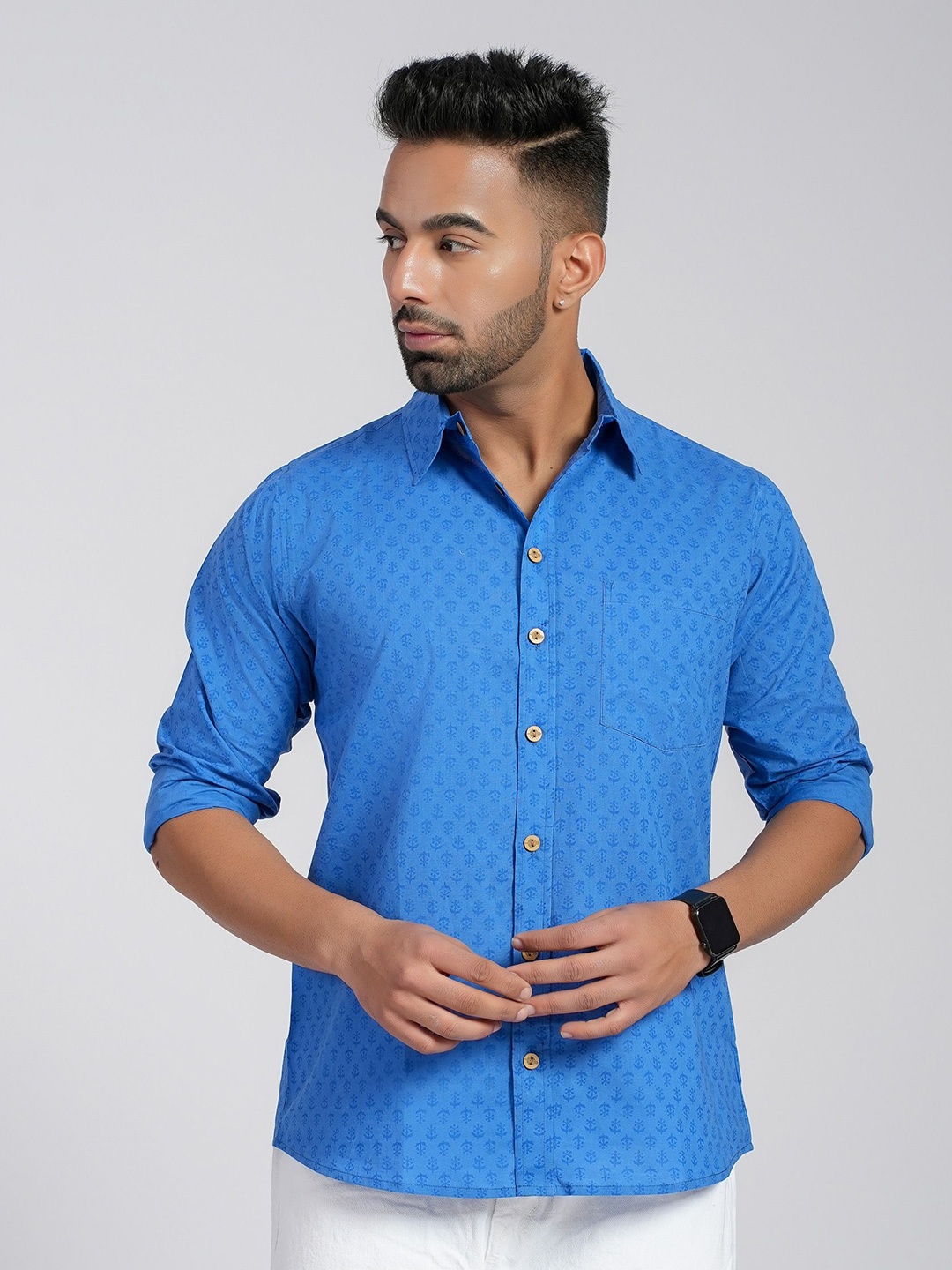 

Cotton Curio Men Comfort Fit Spread Collar Floral Printed Cotton Casual Shirt, Blue