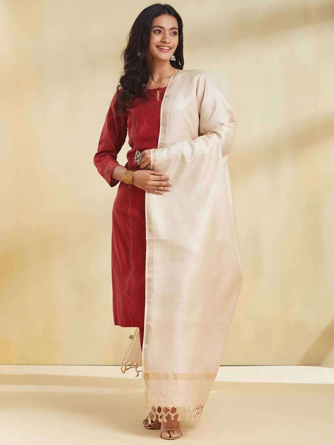 

Fabindia Geometric Woven Design Dupatta, Beige