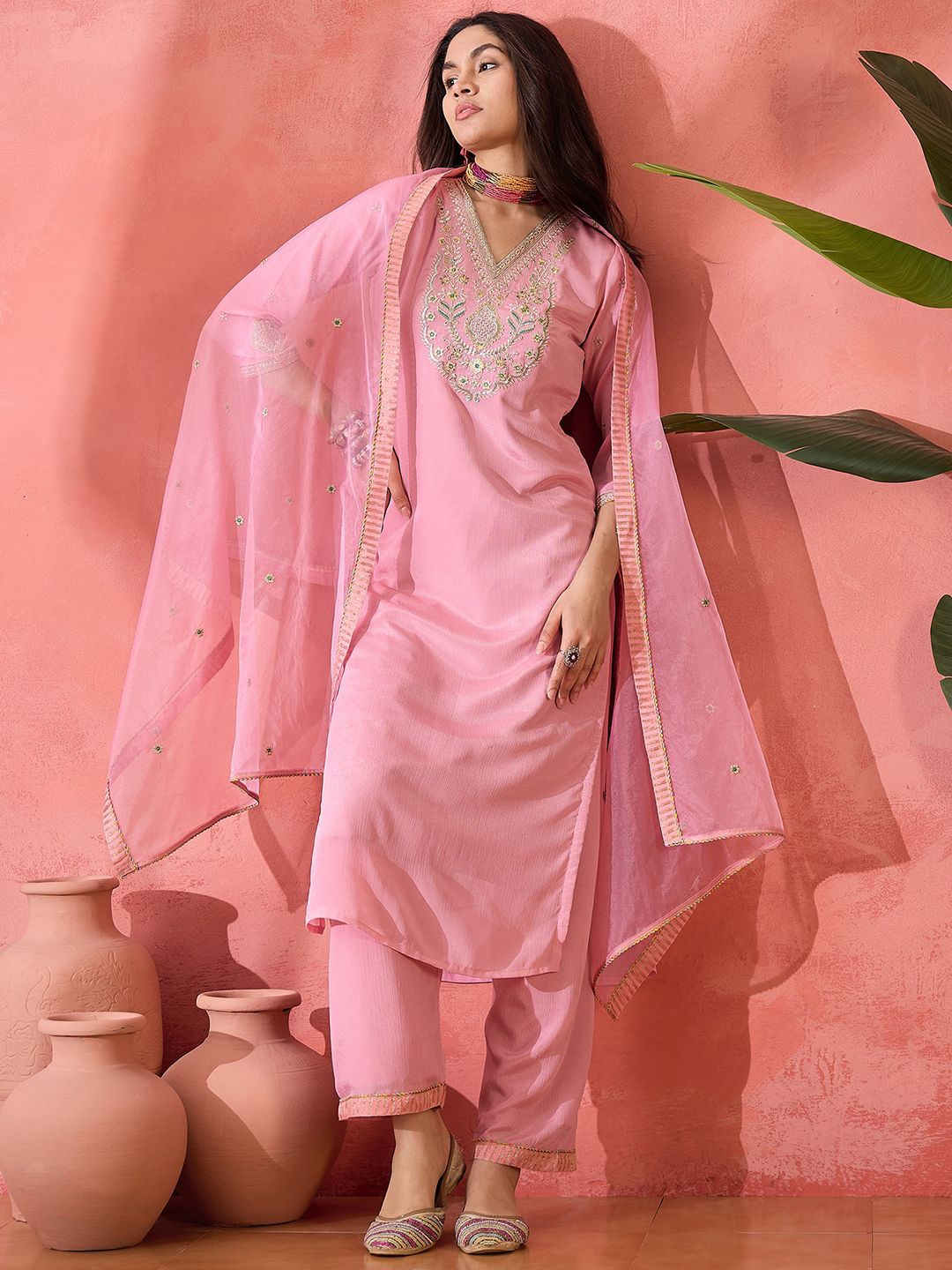 

Sangria Pink Floral Embroidered Silk Blend V-Neck Straight Kurta With Trousers And Dupatta