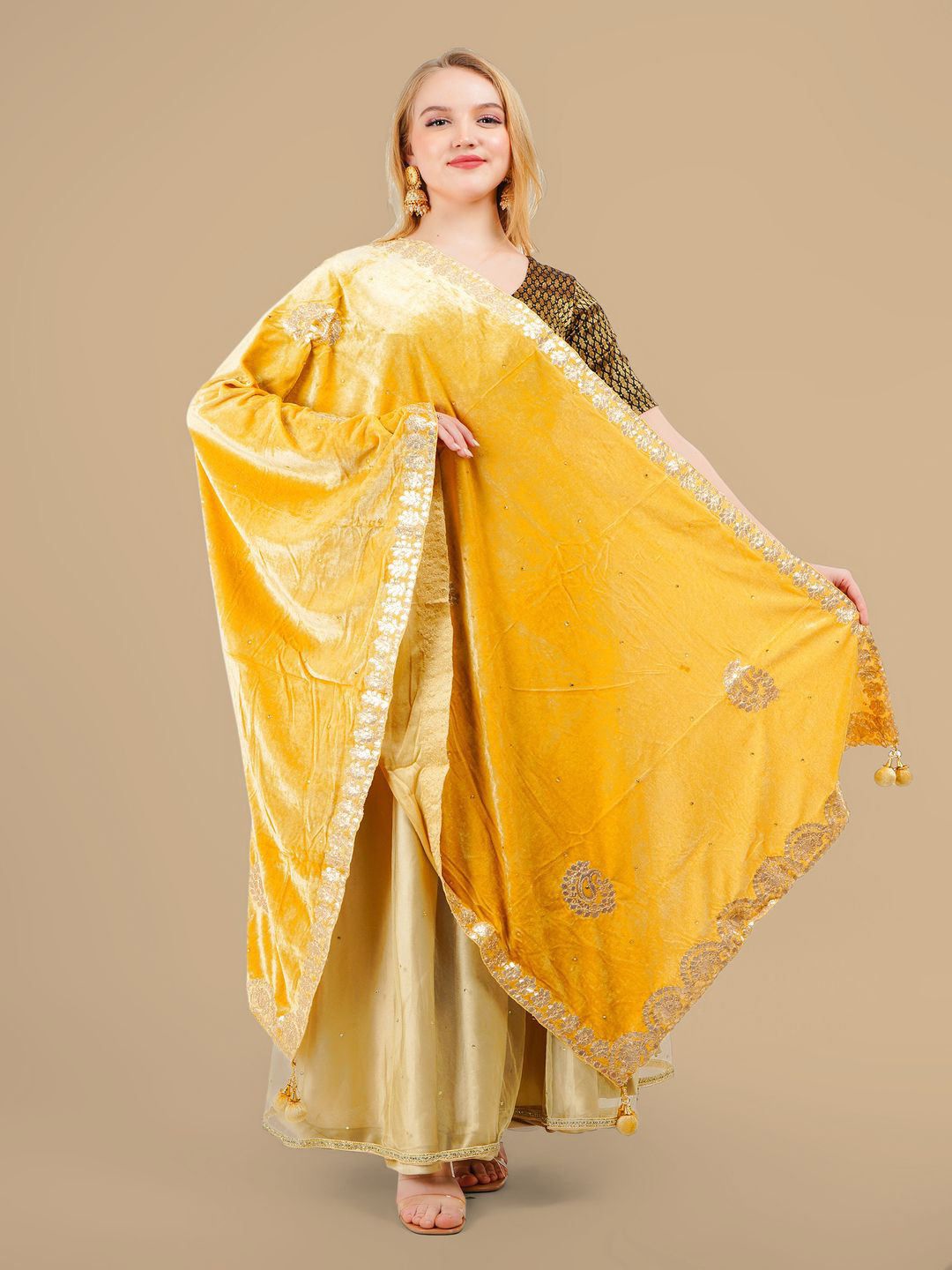 

Karthav Fashion Paisley Embroidered Velvet Dupatta With Gotta Patti, Yellow
