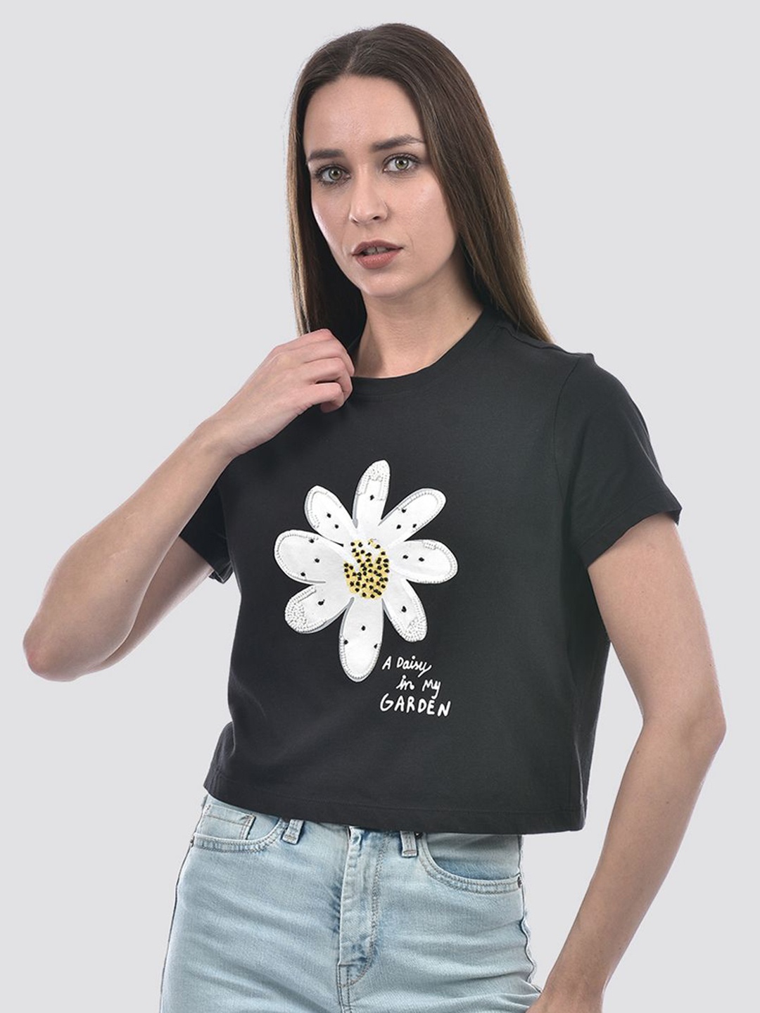 

ONLY Women Floral Printed Round Neck Cotton T-shirt, Charcoal
