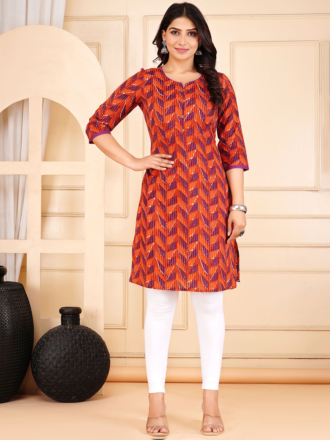 

Moajaza Floral Printed Notch Neck Straight Pure Cotton Kurta, Peach