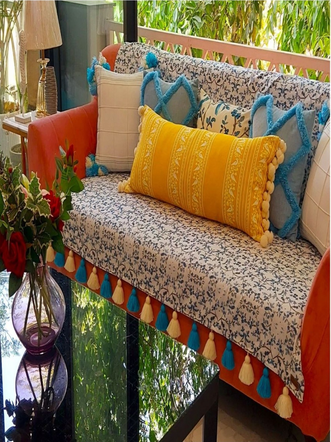 

THROWPILLOW Blue & White Printed 3 Seater Sofa Cover