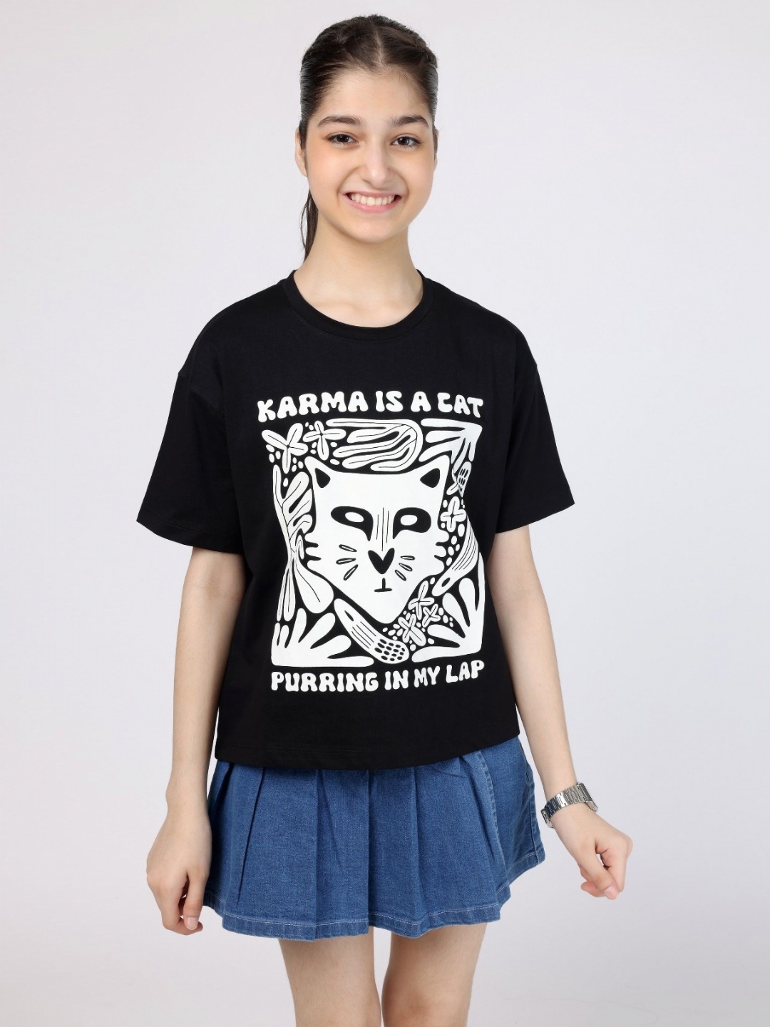 

Wakai Girls Graphic Printed Round Neck Cotton T-shirt, Black