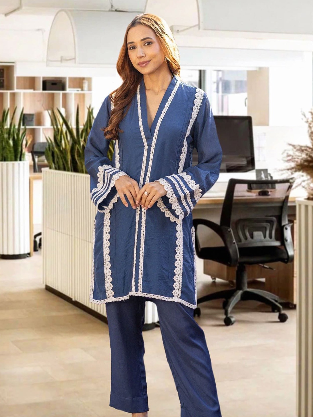 

Ambraee V-Neck Flared Sleeves Chanderi Silk Straight Lace Kurta With Trousers, Blue
