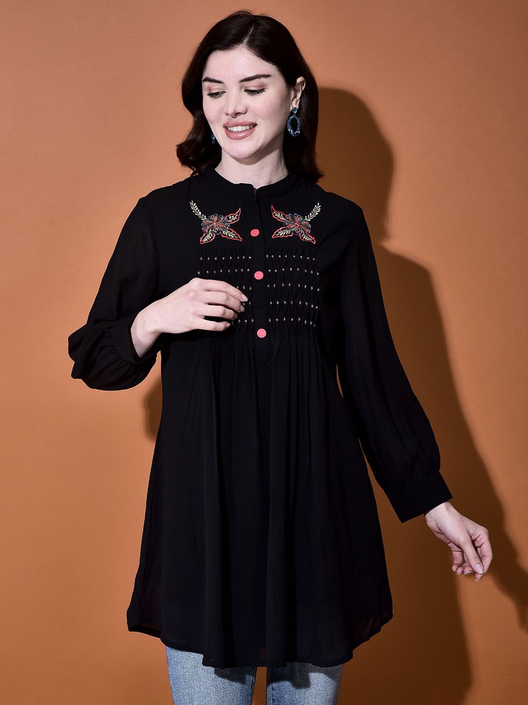 

FUTURO Embroidered Linen A-Line Top, Black