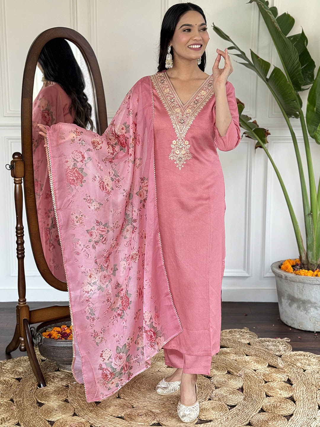 

Moda Rapido Floral Zari Embroidered V Neck Cotton Silk Kurta With Trousers And Dupatta, Peach