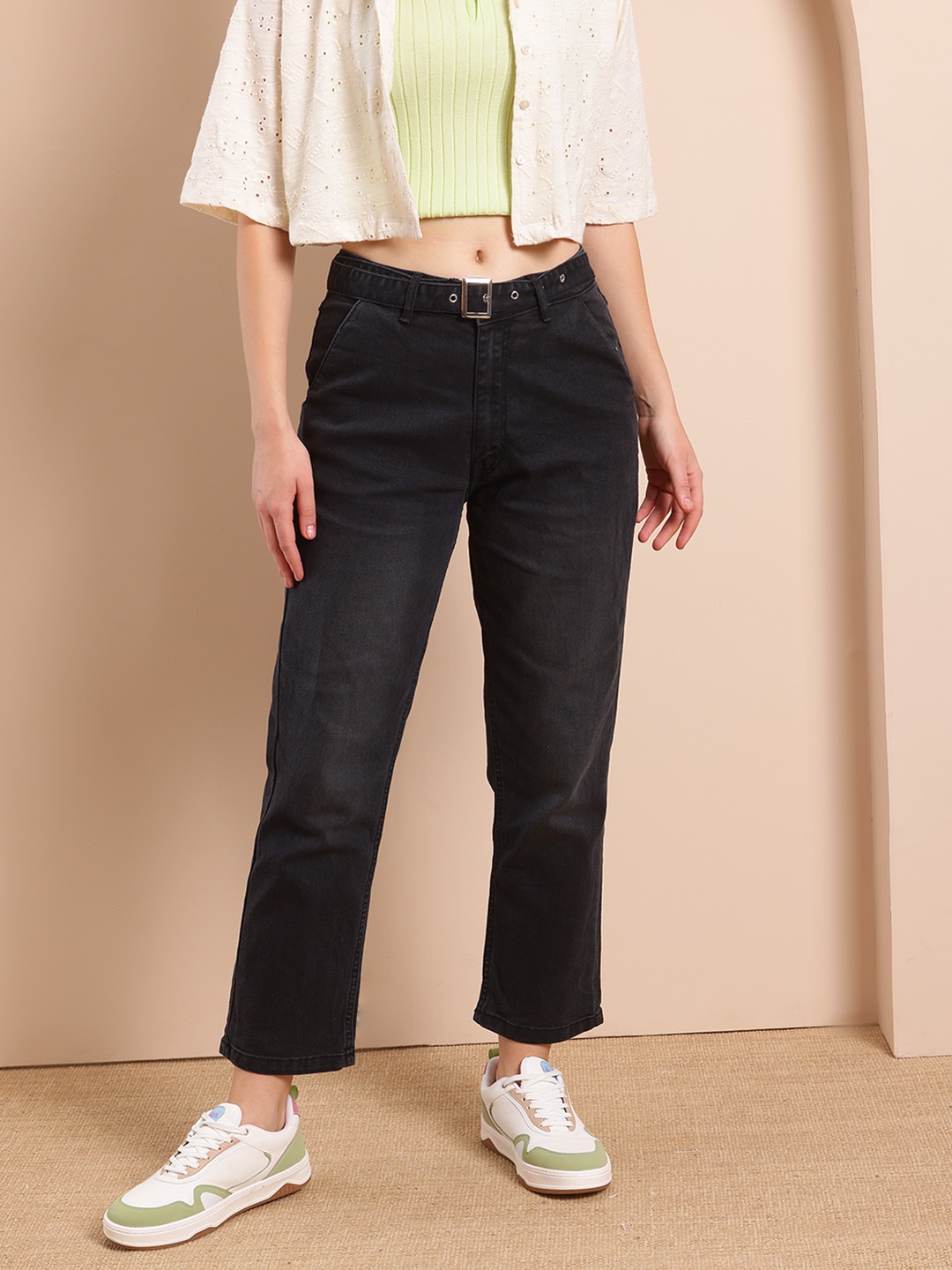 

Mast & Harbour Women Straight Fit Light Fade Stretchable Jeans with Belt, Black