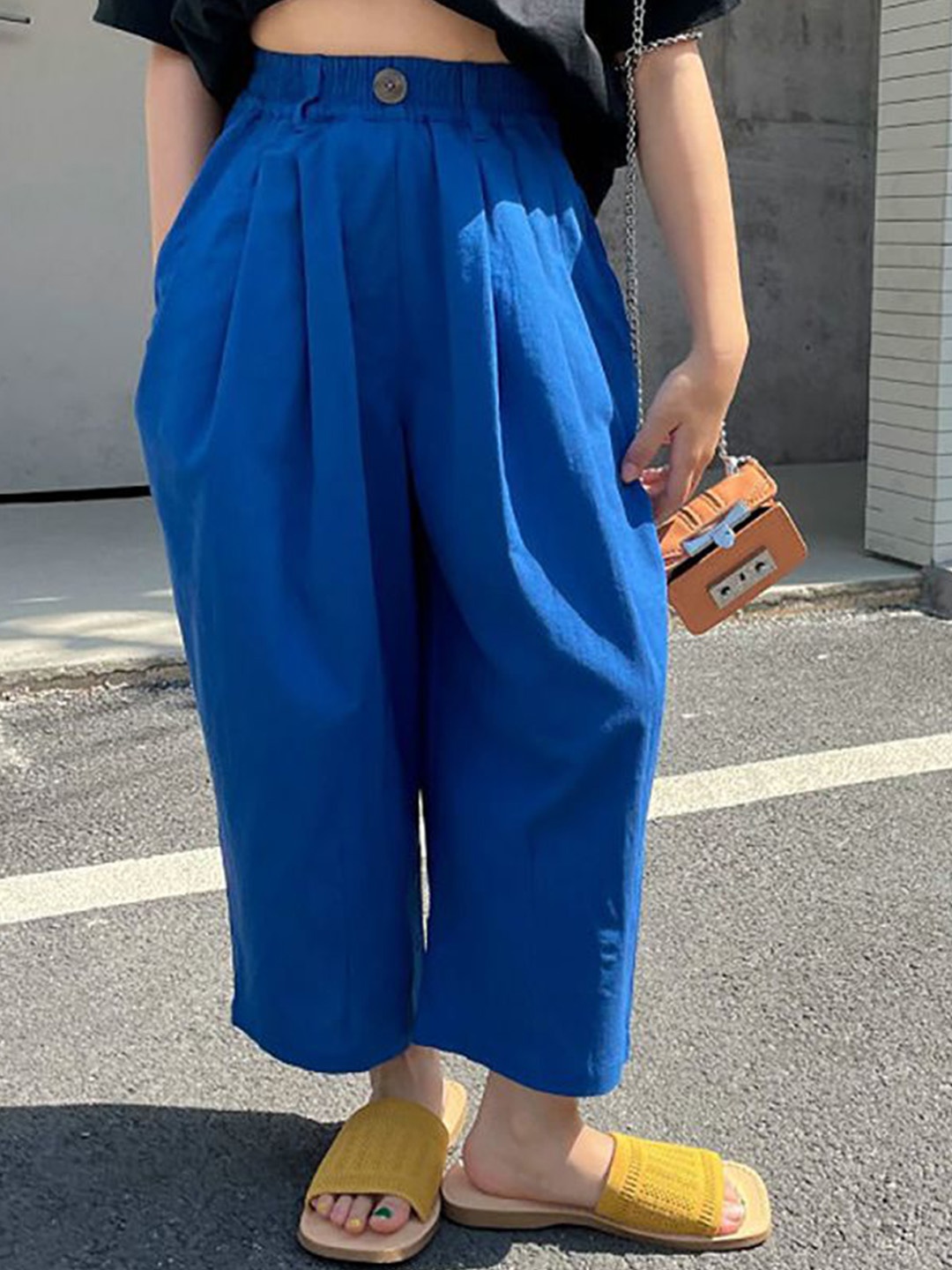 

StyleCast x Revolte Girls Loose Fit Wide Leg Cotton Trousers With Pleats, Blue
