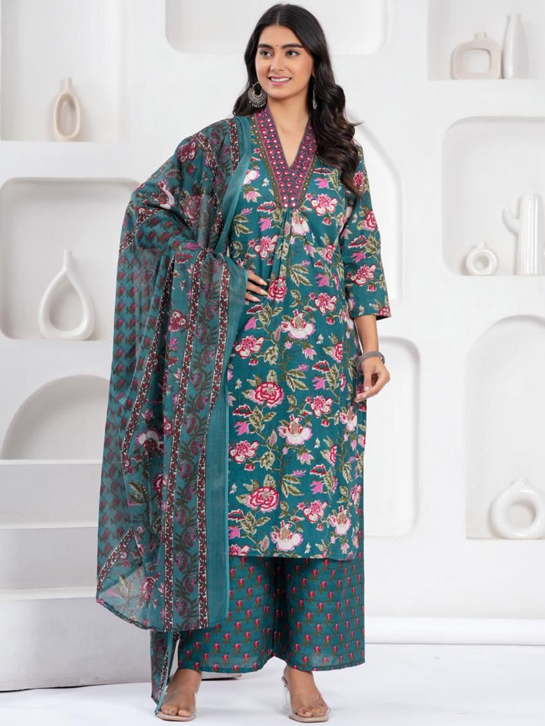 

ETHNIC VILLAA Floral Printed Pure Cotton A-Line Kurta With Palazzos & Dupatta, Teal