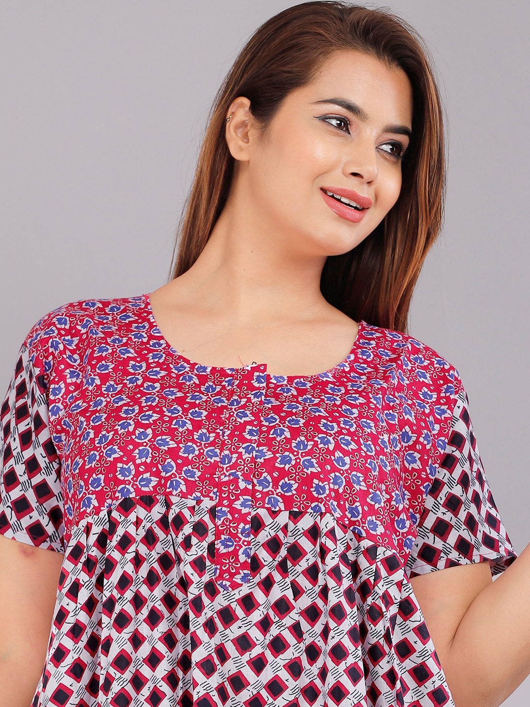

PR PINK ROYAL Women Printed Pure Cotton Maxi Nightdress