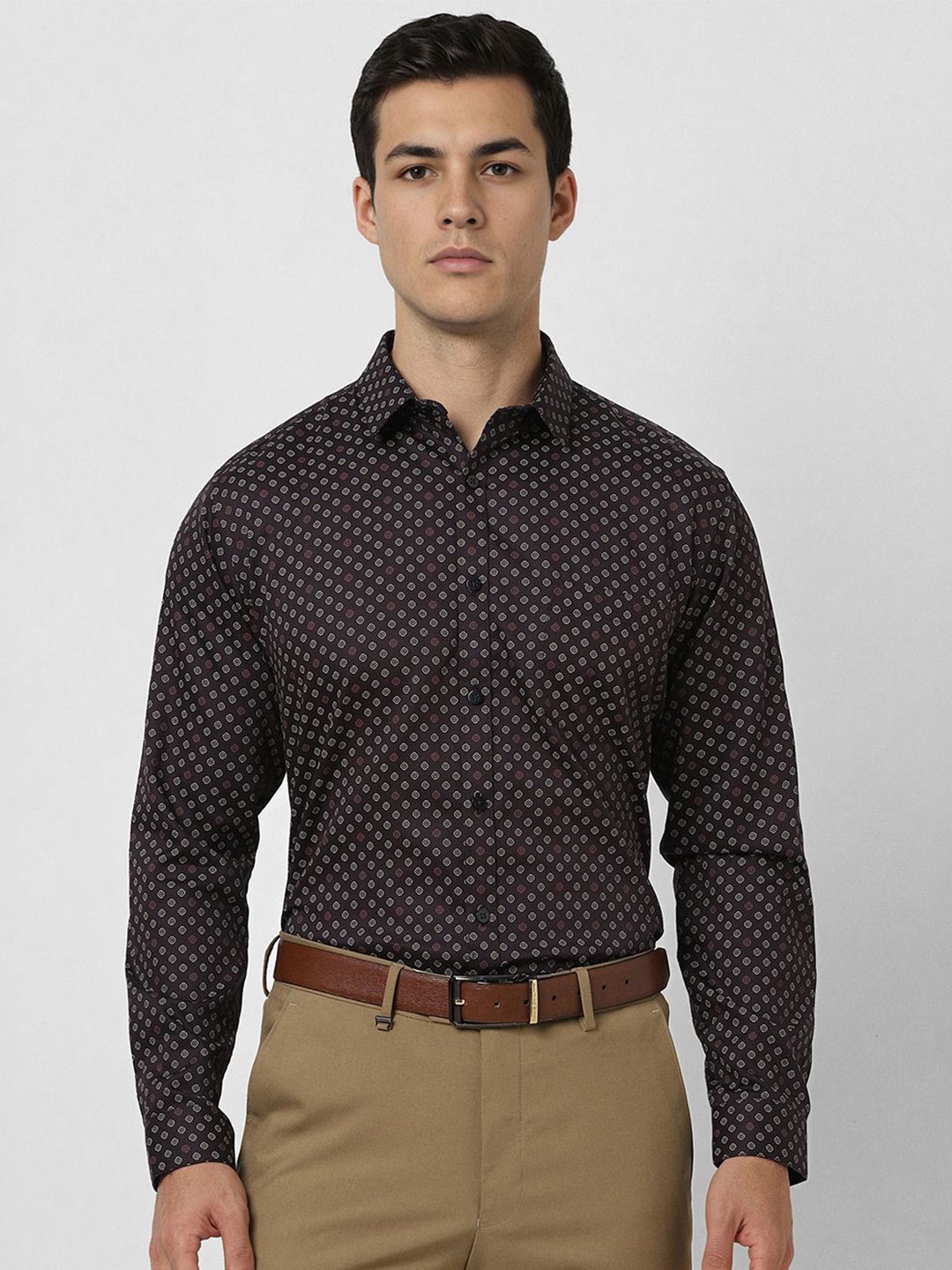 

V Dot Men Slim Fit Spread Collar Floral Printed Cotton Party Shirt, Brown