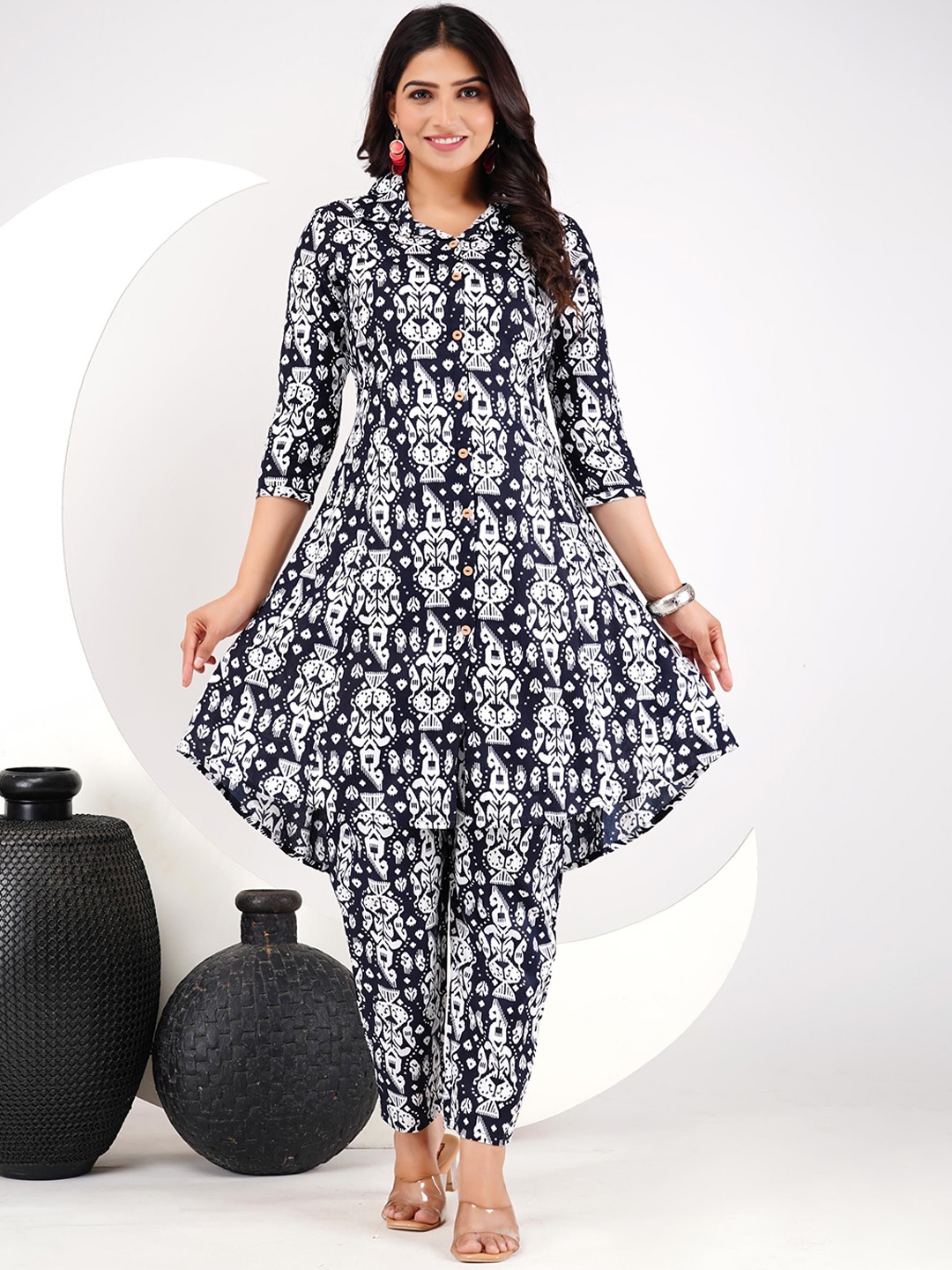 

Moda Rapido Ethnic Motifs Printed Shirt Collar A-Line Kurta With Trouser, Black