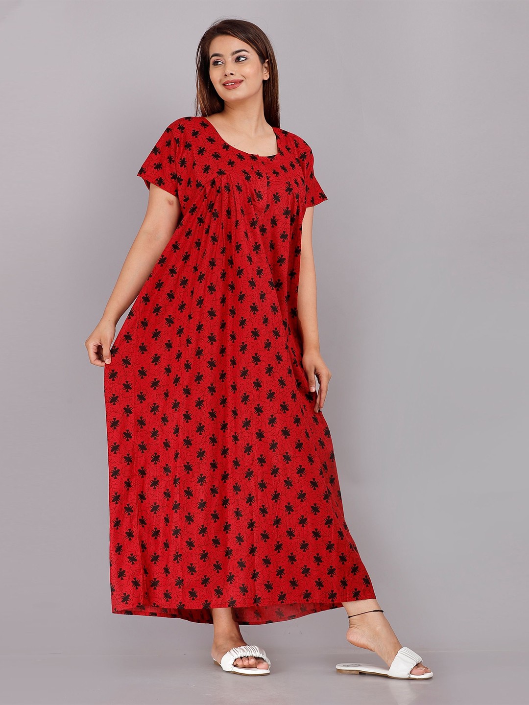 

PR PINK ROYAL Women Printed Maxi Nightdress, Red