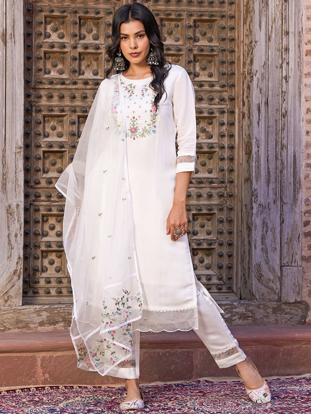 

KALINI Floral Embroidered Thread Work Chanderi Cotton Kurta With Trousers & Dupatta, White
