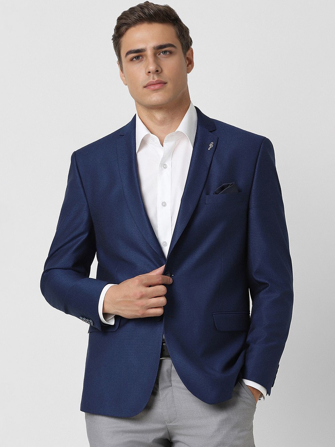 

Van Heusen Textured Notched Lapel Long Sleeves Slim-Fit Single Breasted Formal Blazer, Navy blue