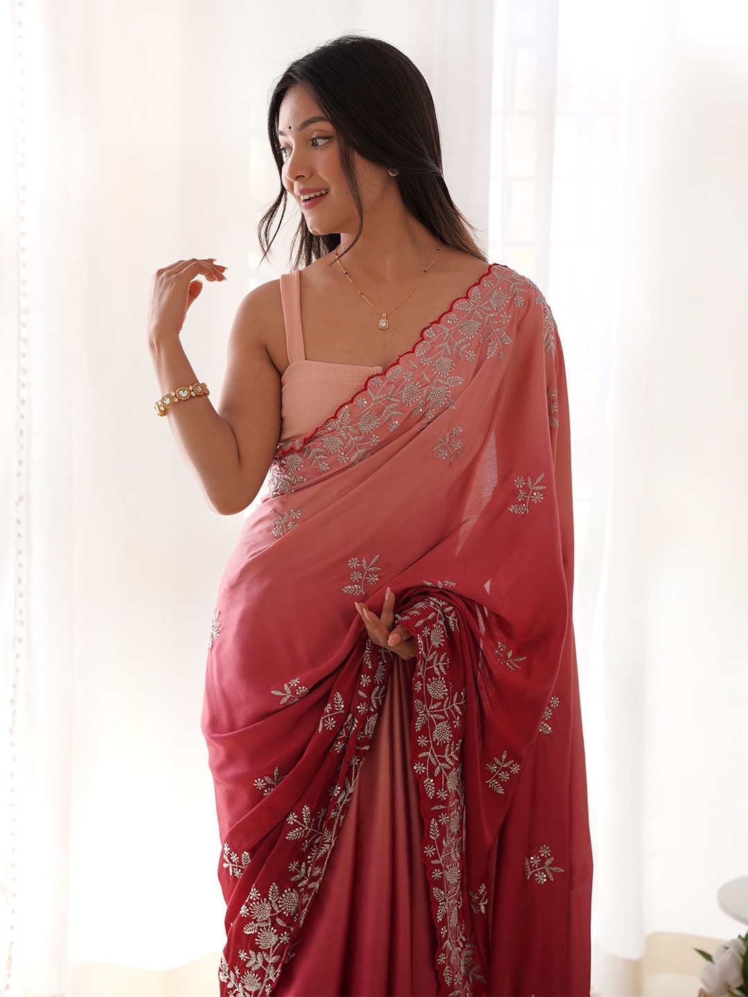

Vintro Floral Sequinned Satin Saree, Red