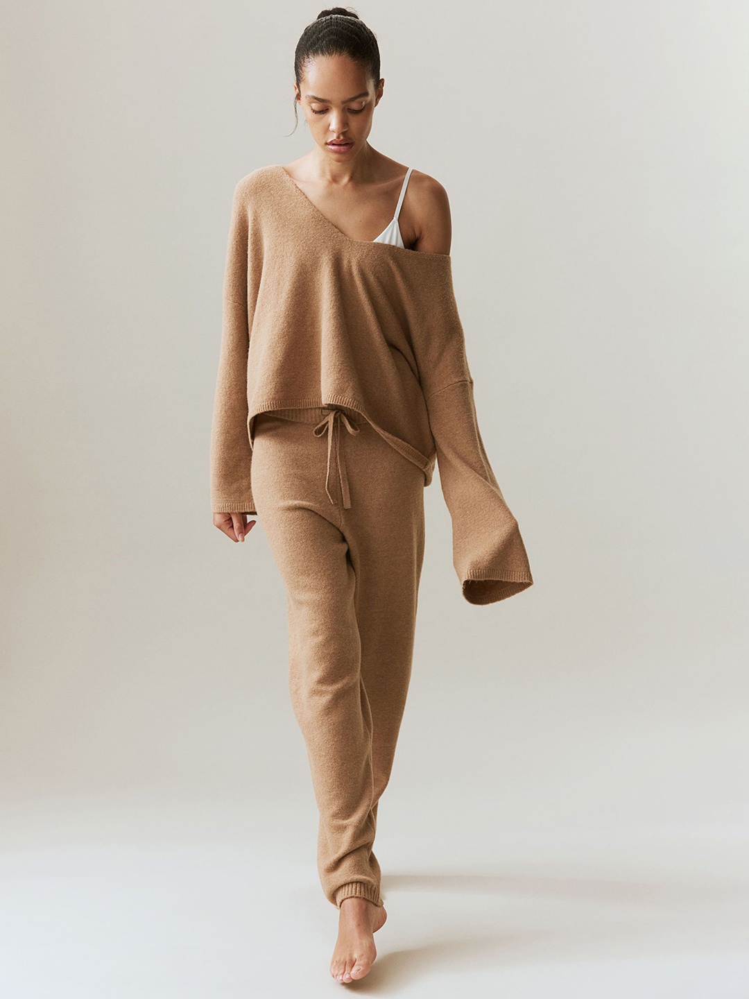 

H&M Women Fine-Knit Joggers, Brown