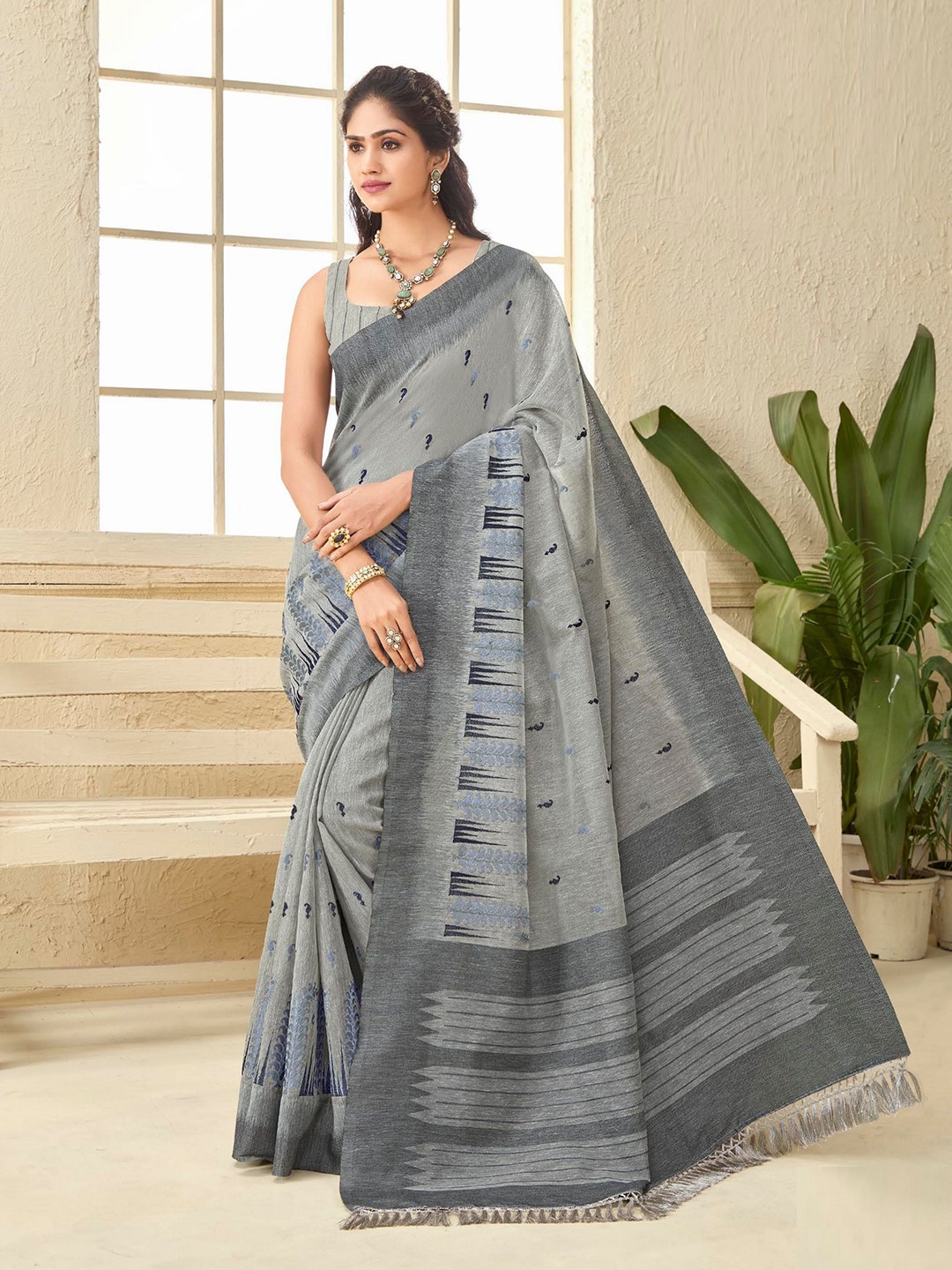 

MAHALASA Woven Design Embroidered Pure Cotton Saree, Grey