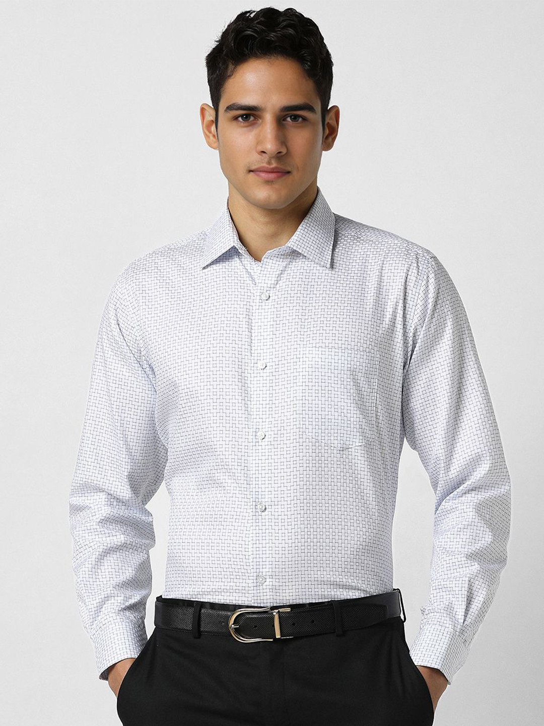 

Van Heusen Men Regular Fit Spread Collar Geometric Printed Cotton Formal Shirt, White