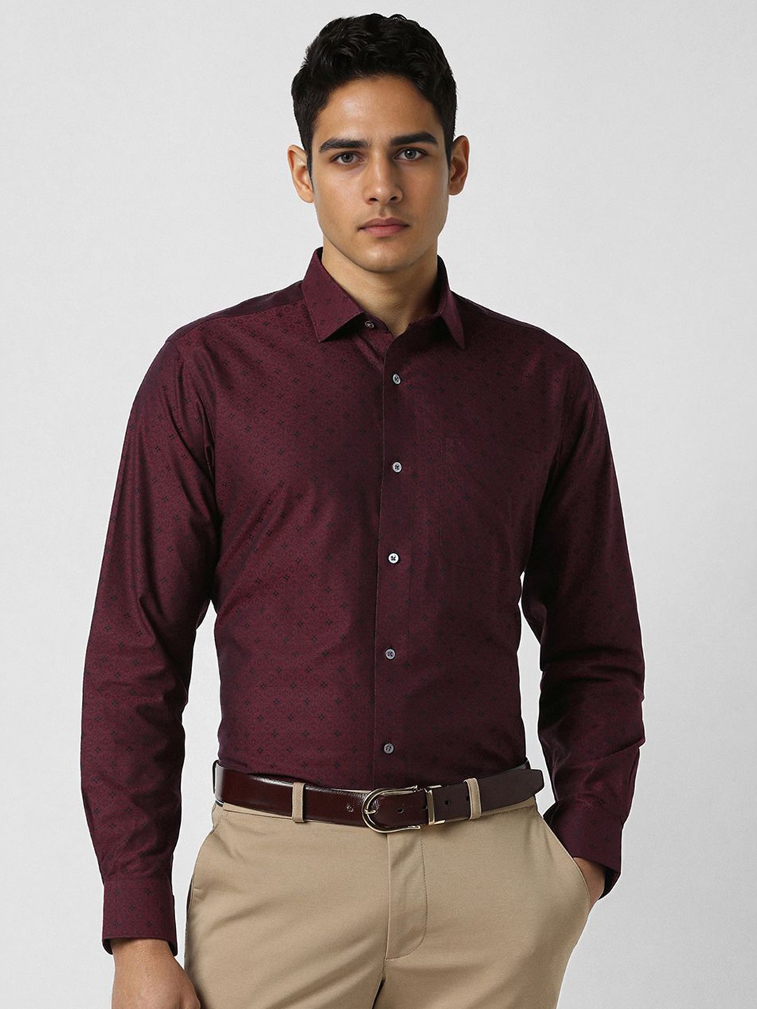 

Van Heusen Men Opaque Printed Formal Shirt, Maroon