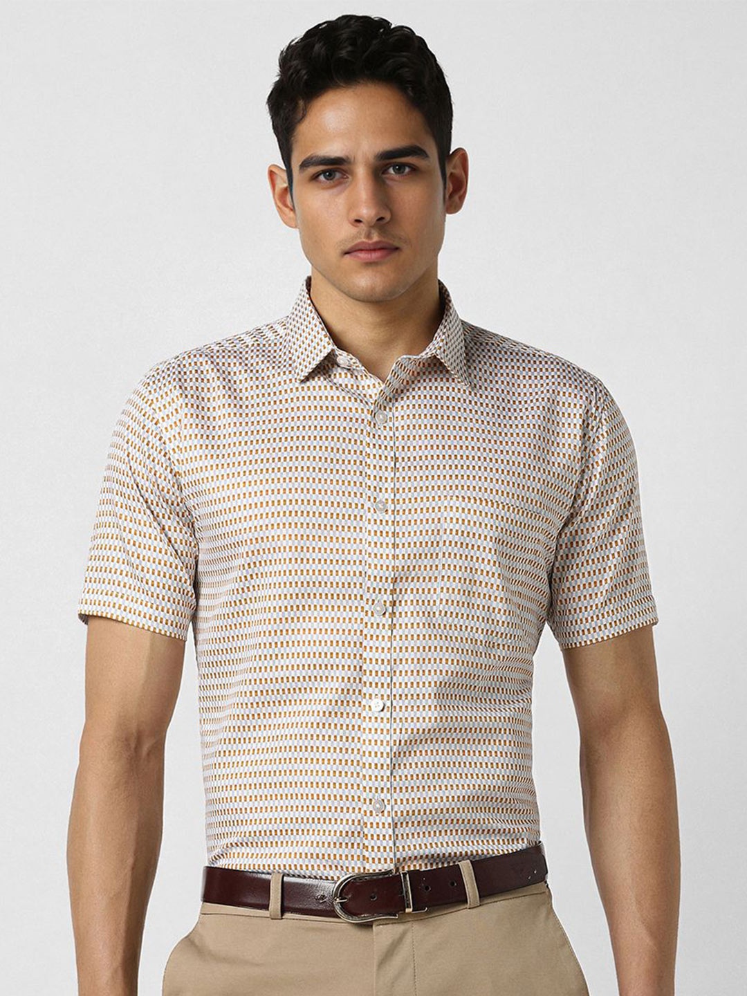 

V Dot Men Slim Fit Spread Collar Geometric Printed Cotton Formal Shirt, White