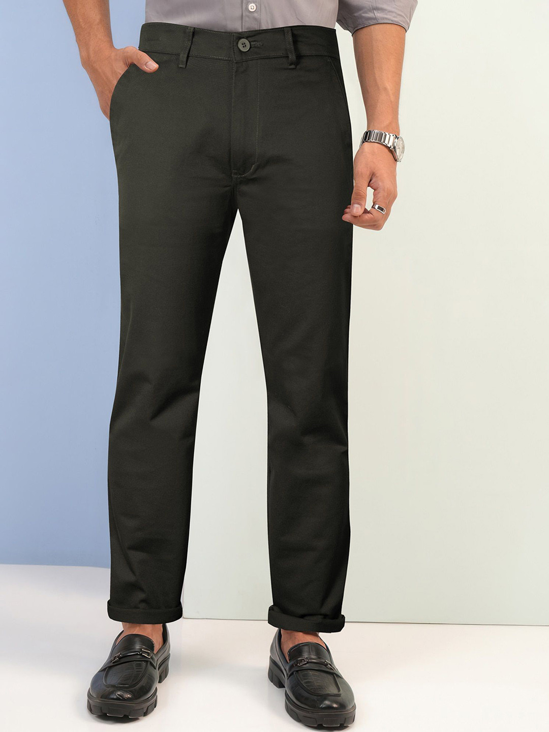 

Jb Just BLACK Men Urban Mid-Rise Flat-Front Regular Fit Slim Trousers, Green