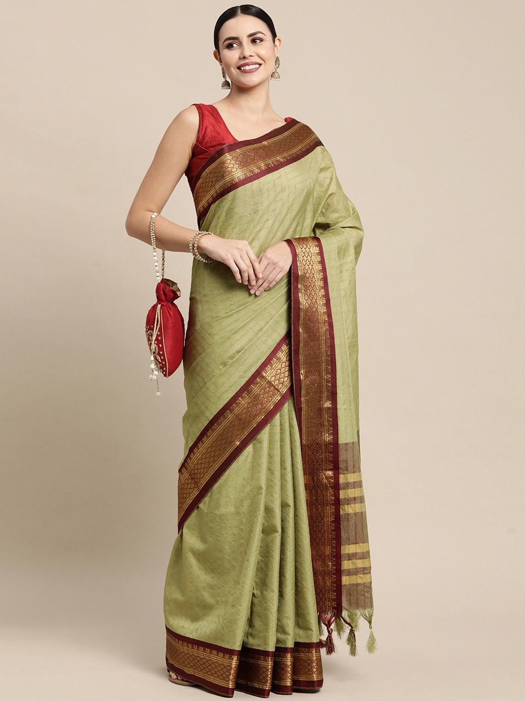 

DIVASTRI Checked Woven Design Zari Saree, Olive