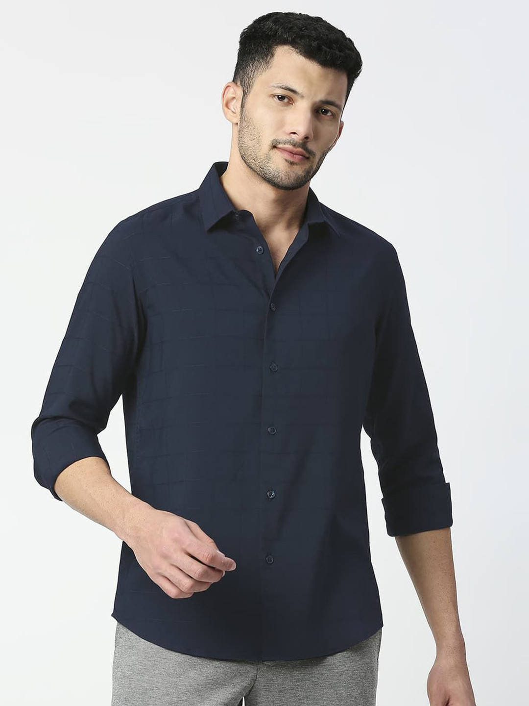 

Basics Men Relaxed Fit Spread Collar Windowpane Checked Casual Shirt, Burgundy