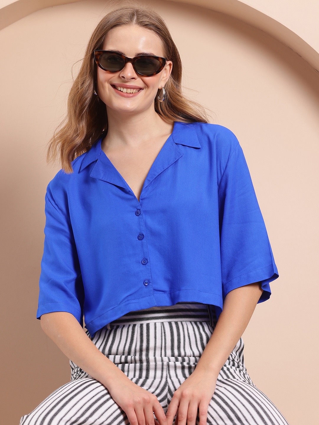 

Mast & Harbour Cuban Collar Drop-Shoulder Sleeves Boxy Fit Opaque Casual Crop Shirt, Blue