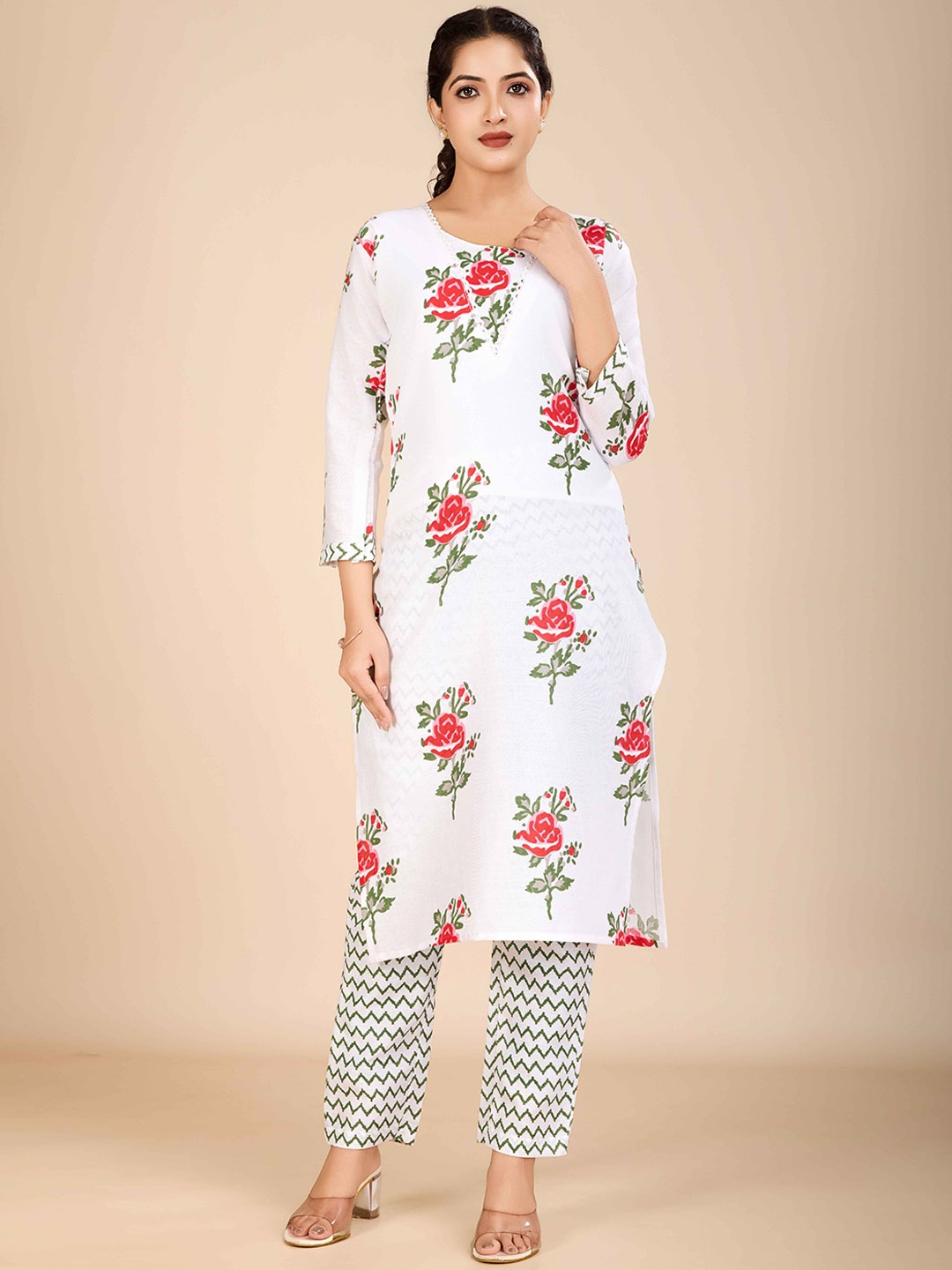 

choiceit Floral Printed Cotton Straight Kurta With Pyjamas And Dupatta, White