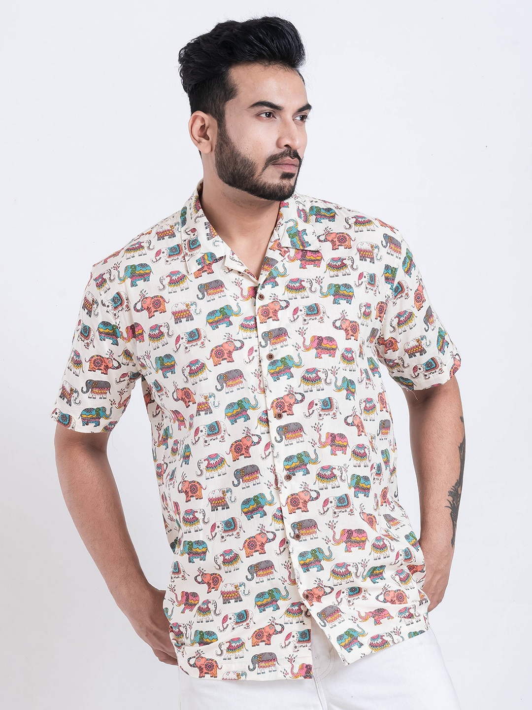 

Kartikeya Jaipur Men Straight Fit Cuban Collar Conversational Printed Cotton Casual Shirt, Beige