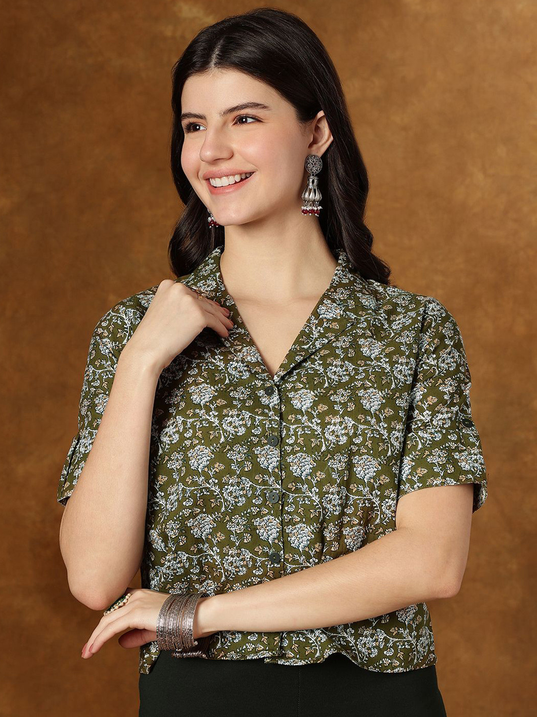 

JANAKDULARI CREATION Women Floral Printed Cotton Shirt Style Crop Top, Green