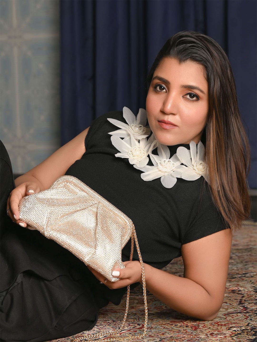 

ODETTE Embellished Purse Clutch, Gold