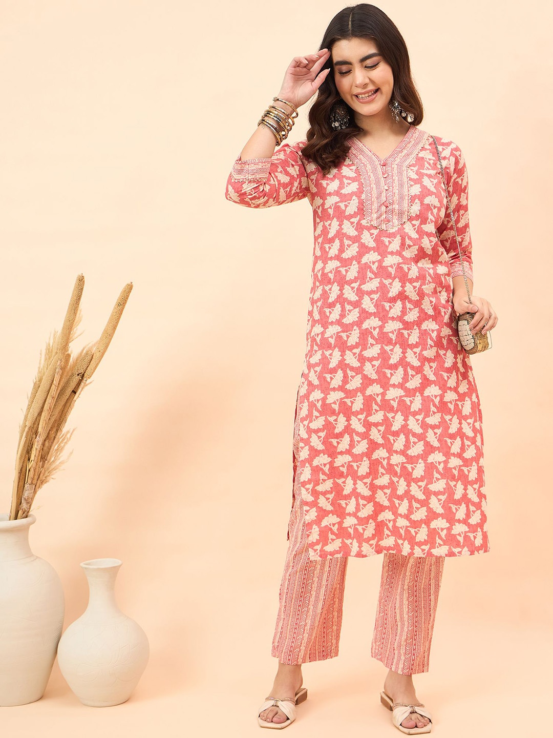 

Anouk Pink And White Ethnic Motifs Printed V-Neck Pure Cotton Kurta With Trouser