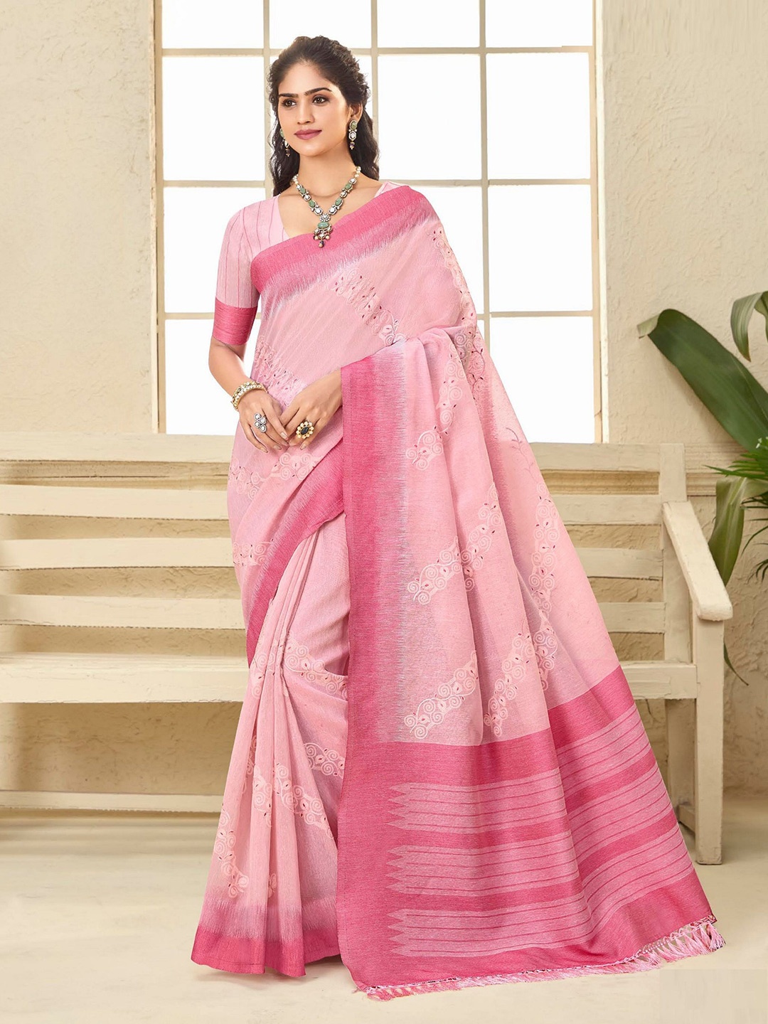 

MAHALASA Floral Embroidered Pure Cotton Saree, Pink