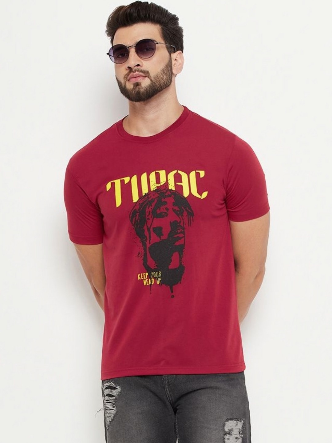 

RELANE Men Graphic Printed Round Neck Cotton T-shirt, Maroon