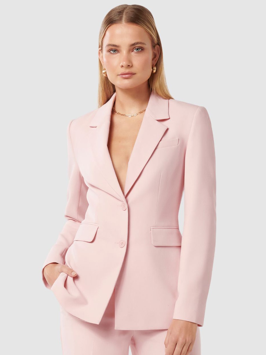 

Forever New Notched Lapel Collar Tailored Fit Single Breasted Single Vent Formal Blazer, Pink