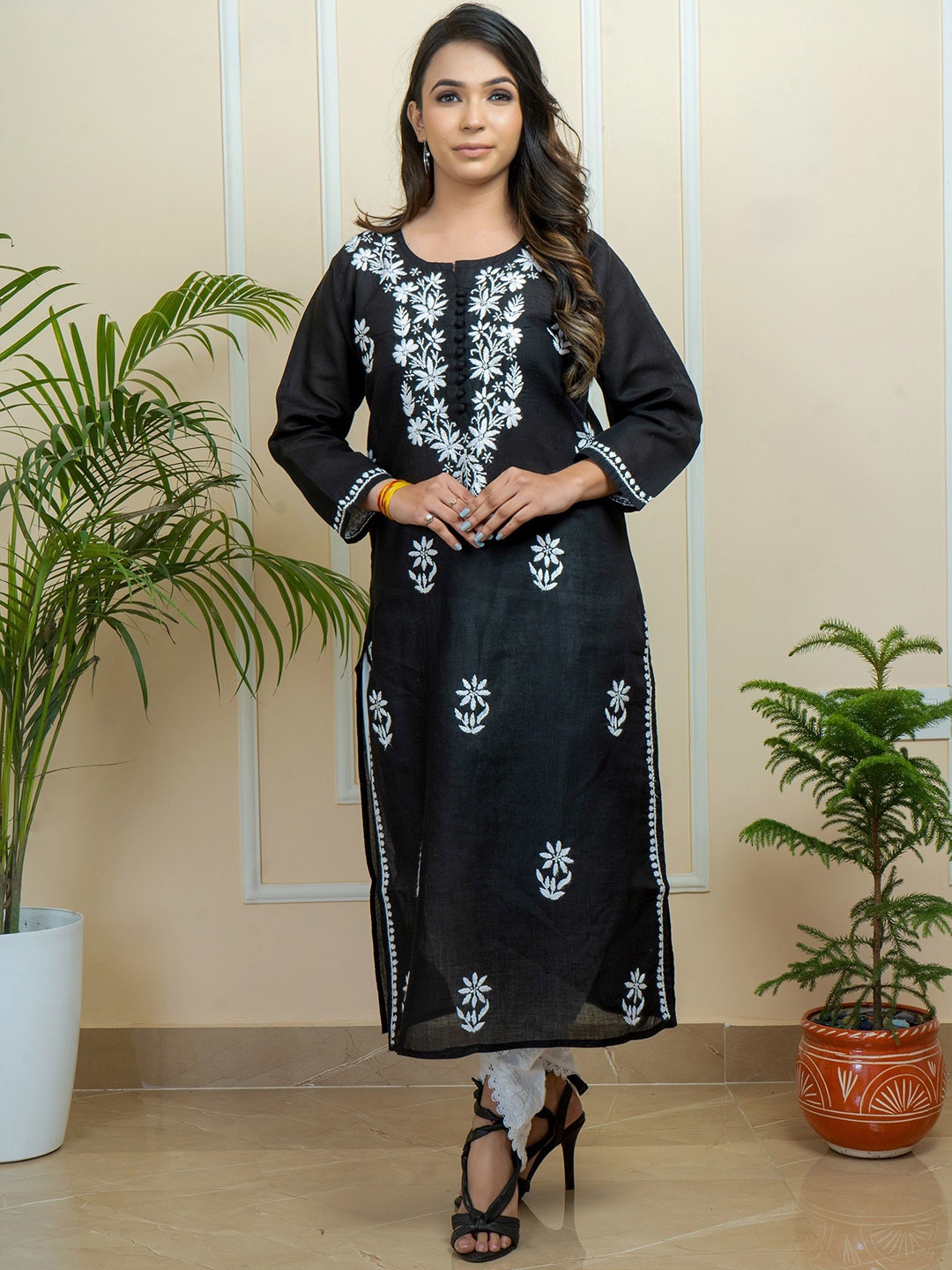 

ADR CHIKAN Women Ethnic Motifs Embroidered Regular Chikankari Pure Cotton Kurta with Dhoti Pants, Black