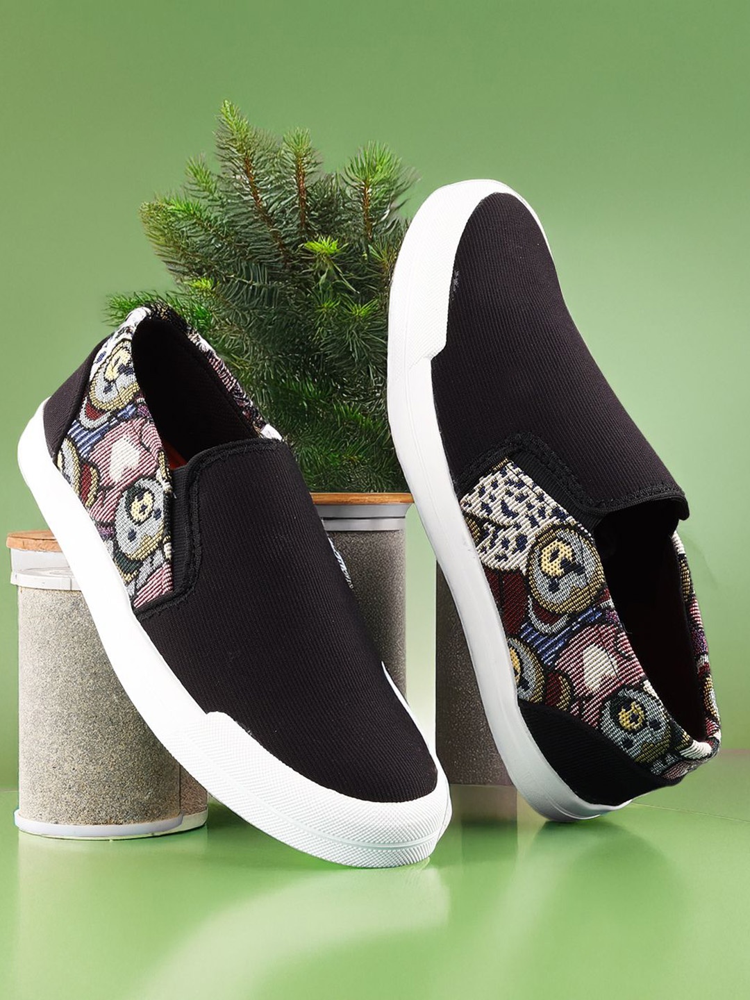 

glitchez Men Printed Espadrilles, Black