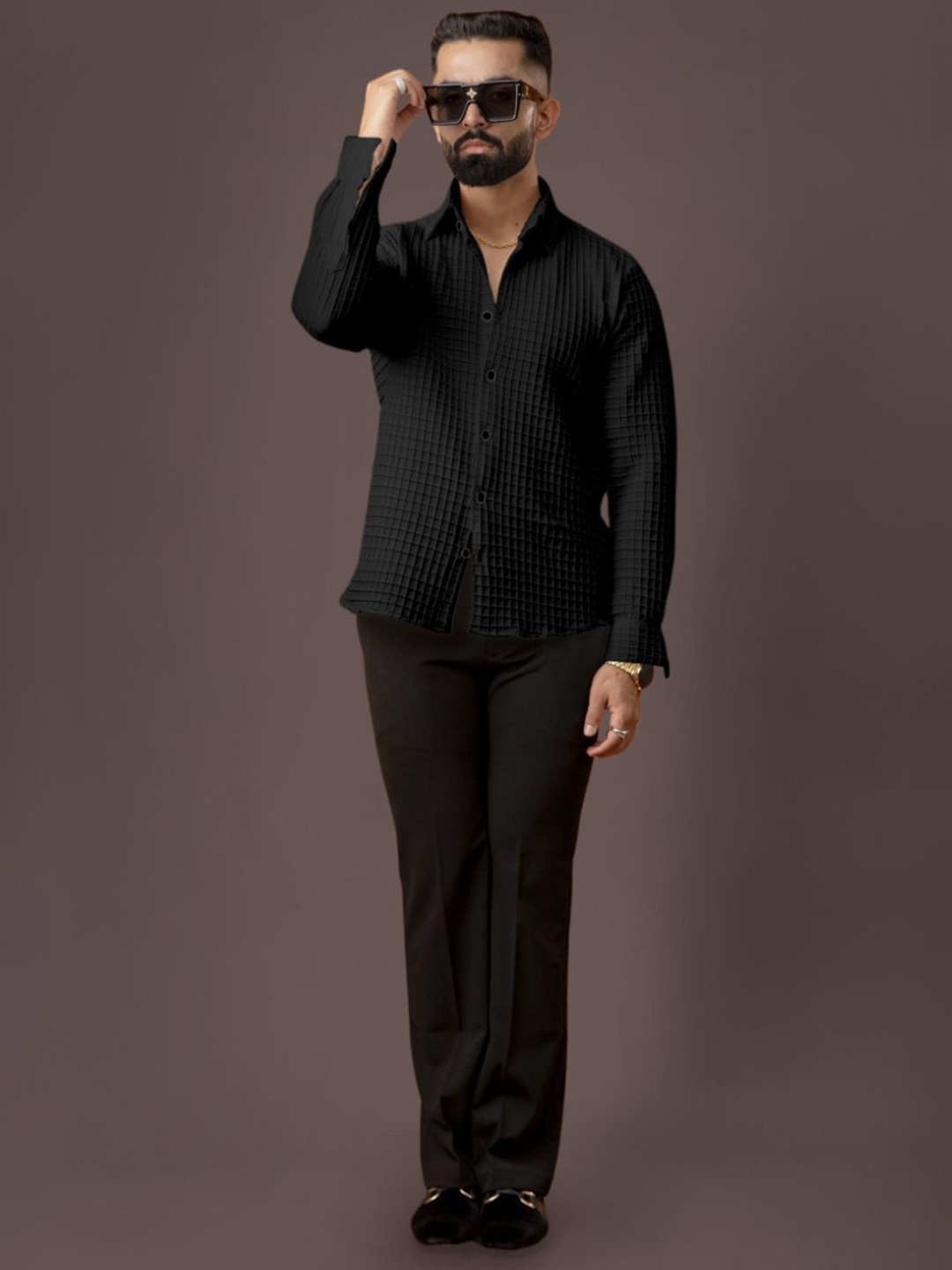 

MARMIC FAB Men Comfort Slim Fit Spread Collar Textured Solid Casual Shirt, Black
