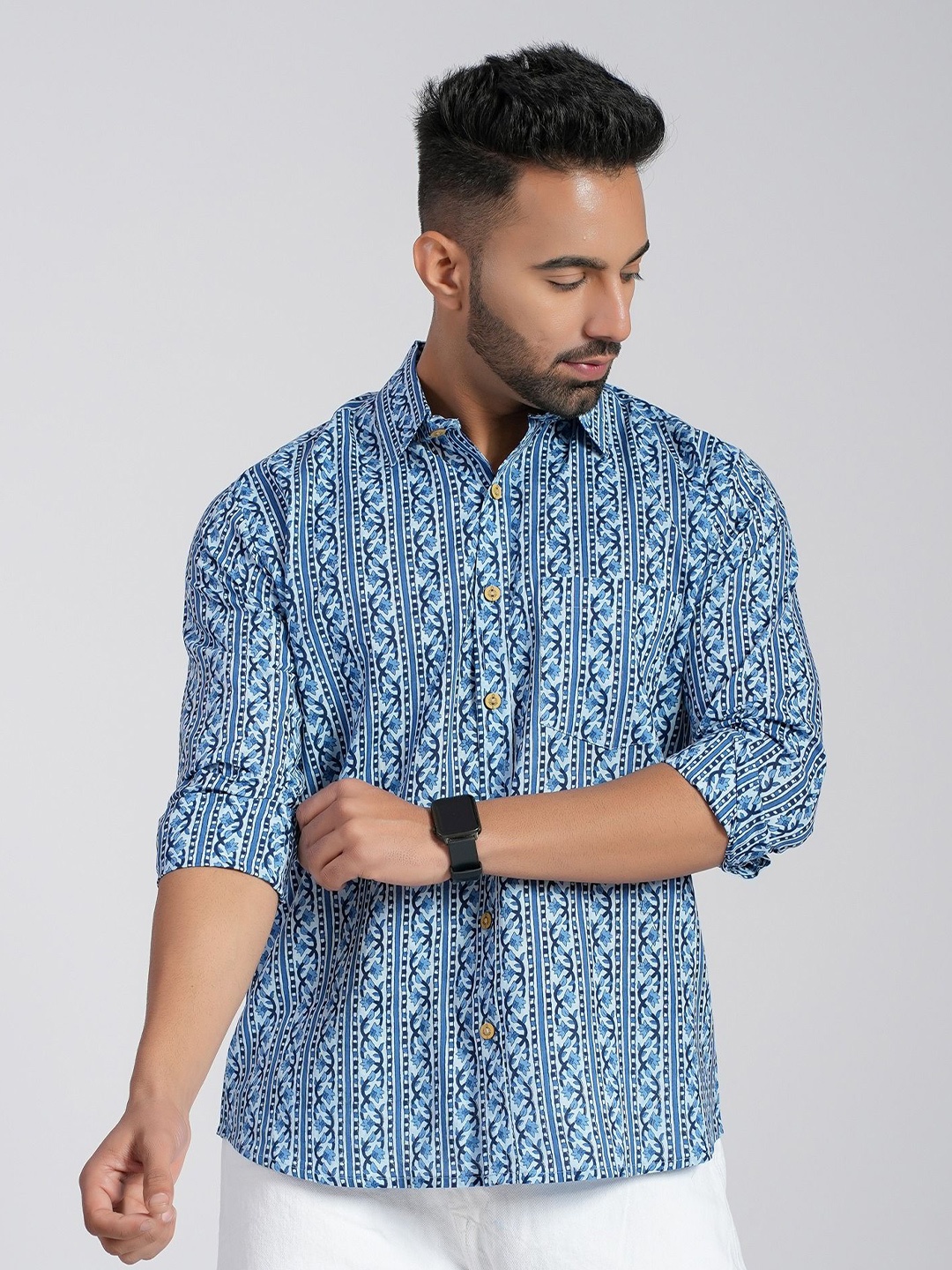 

Cotton Curio Men Comfort Fit Spread Collar Floral Printed Cotton Casual Shirt, Blue
