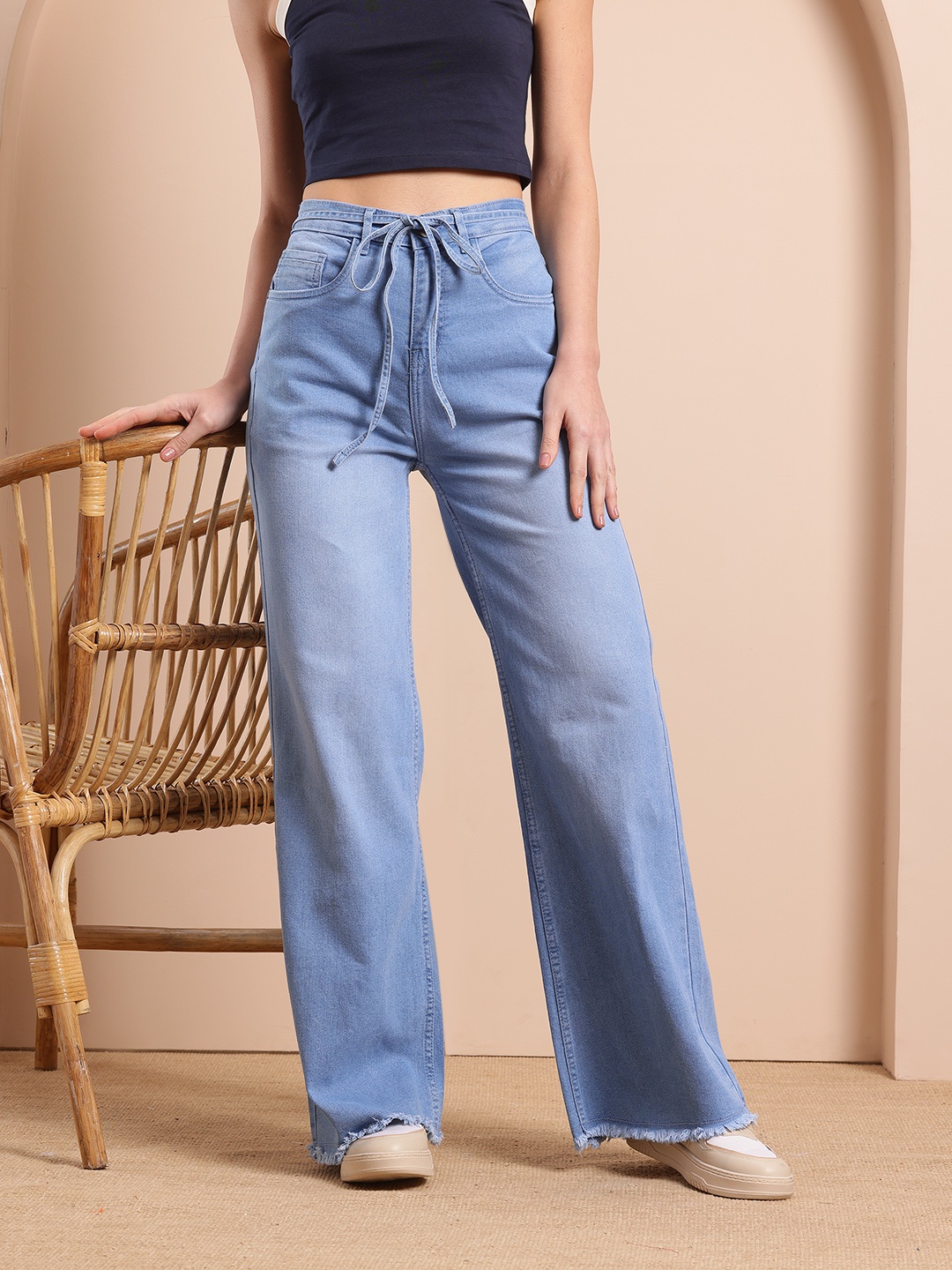 

Mast & Harbour Women Light Fade Marine Fit Stretchable Jeans with Belt, Blue