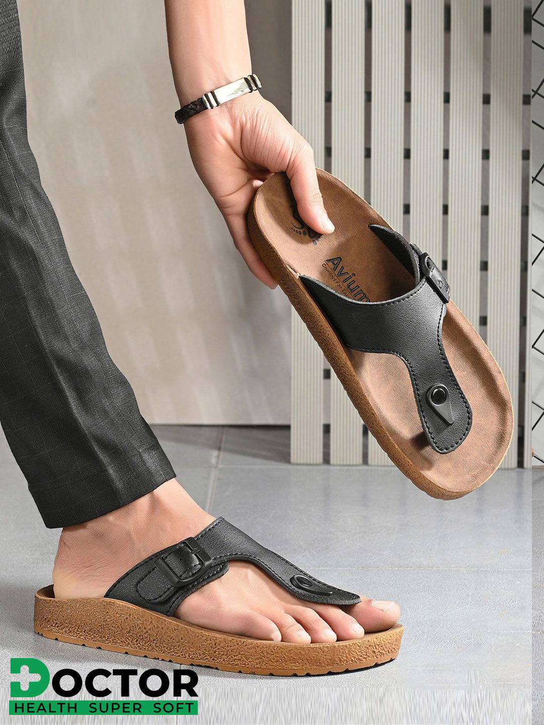 

DOCTOR HEALTH SUPER SOFT Men Slip-On, Black