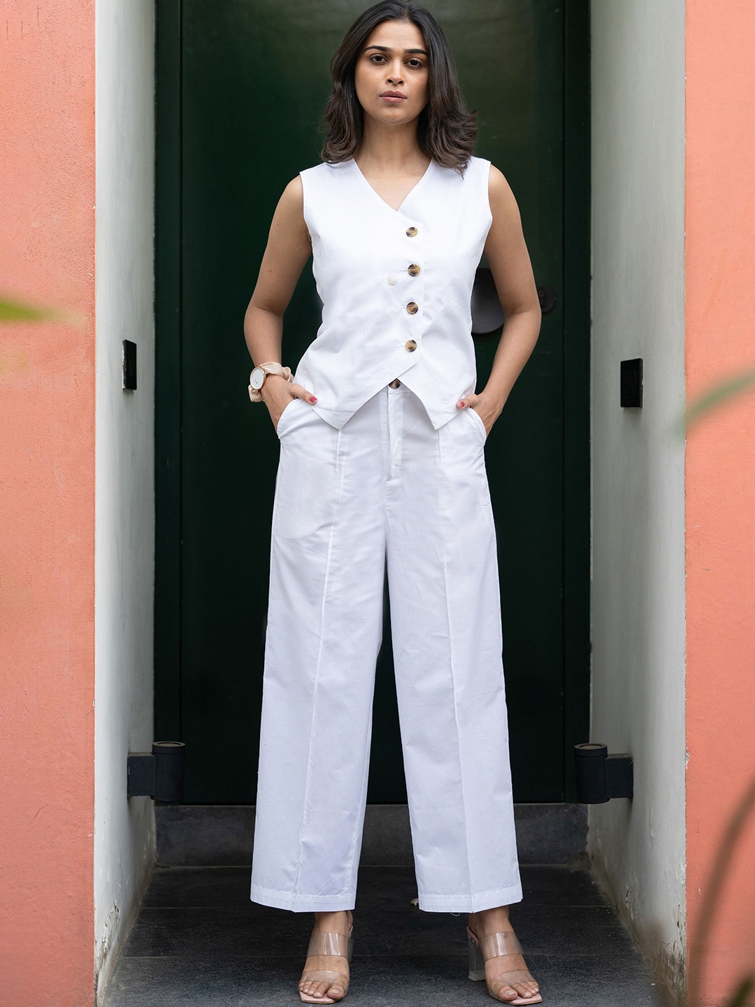 

GULABOSITABO Pure Cotton Vest Coat & Trousers Co-Ords, White